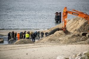 Bursztynowa gorączka na przekopie mierzei wiślanej.