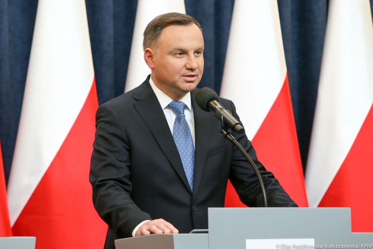 Prezydent Andrzej Duda ogłasza decyzję w sprawie noweli ustawy o radiofonii i telewizji oraz ustawy o opłatach abonamentowych