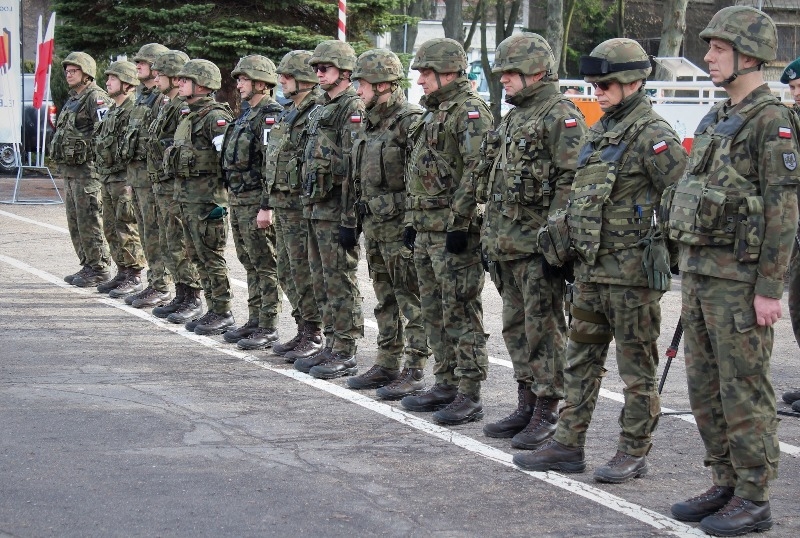 Ćwiczenia Zalew-23. Żołnierze Wojska Polskiego wraz z sojusznikami przeprawią się przez Mierzeję Wiślaną