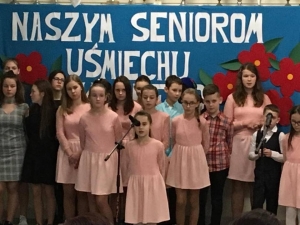 W Zespole Szkół w Tujsku 25 stycznia  uroczyście świętowano Dzień Seniora.